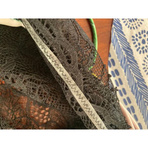 Victoria's Secret Stretch Satin Lace Back Cami Tropic Paradise S - Picture 6 of 6